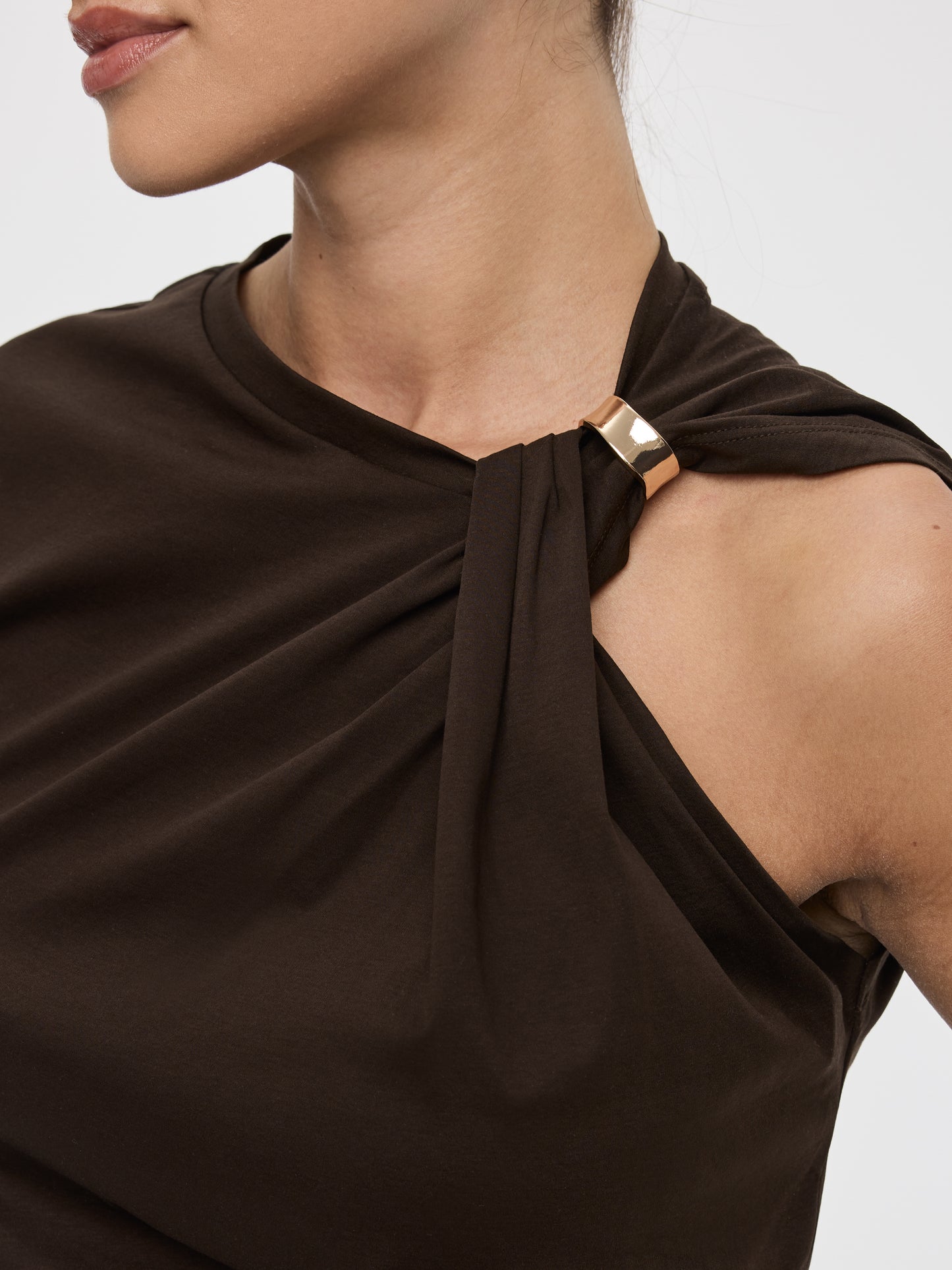 Shirred Tee with Metal Ring