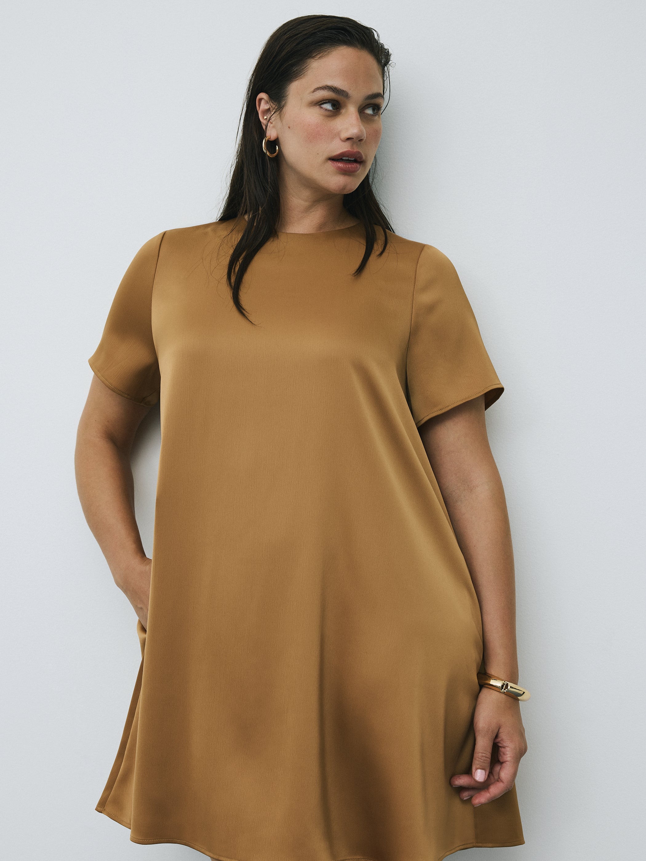 Short-Sleeve Crew-Neck Swing Satin Mini Dress