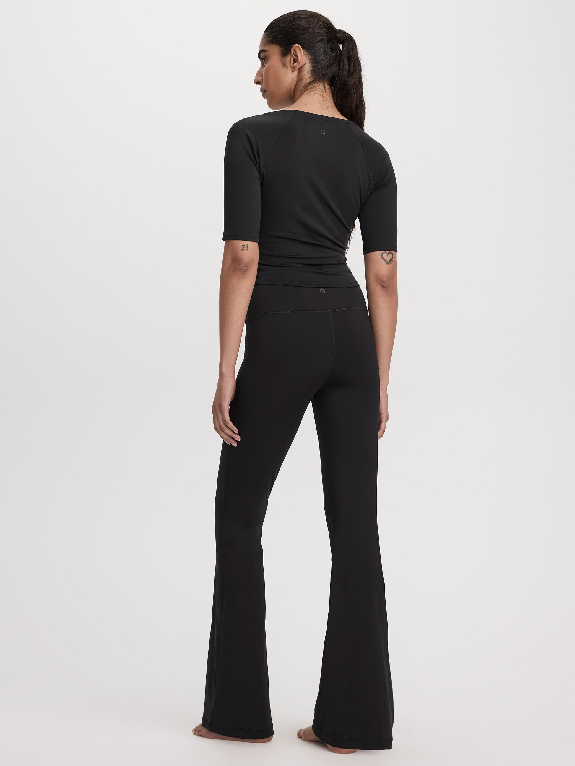 Flare-Leg Pant - PULSE (R) Hyba