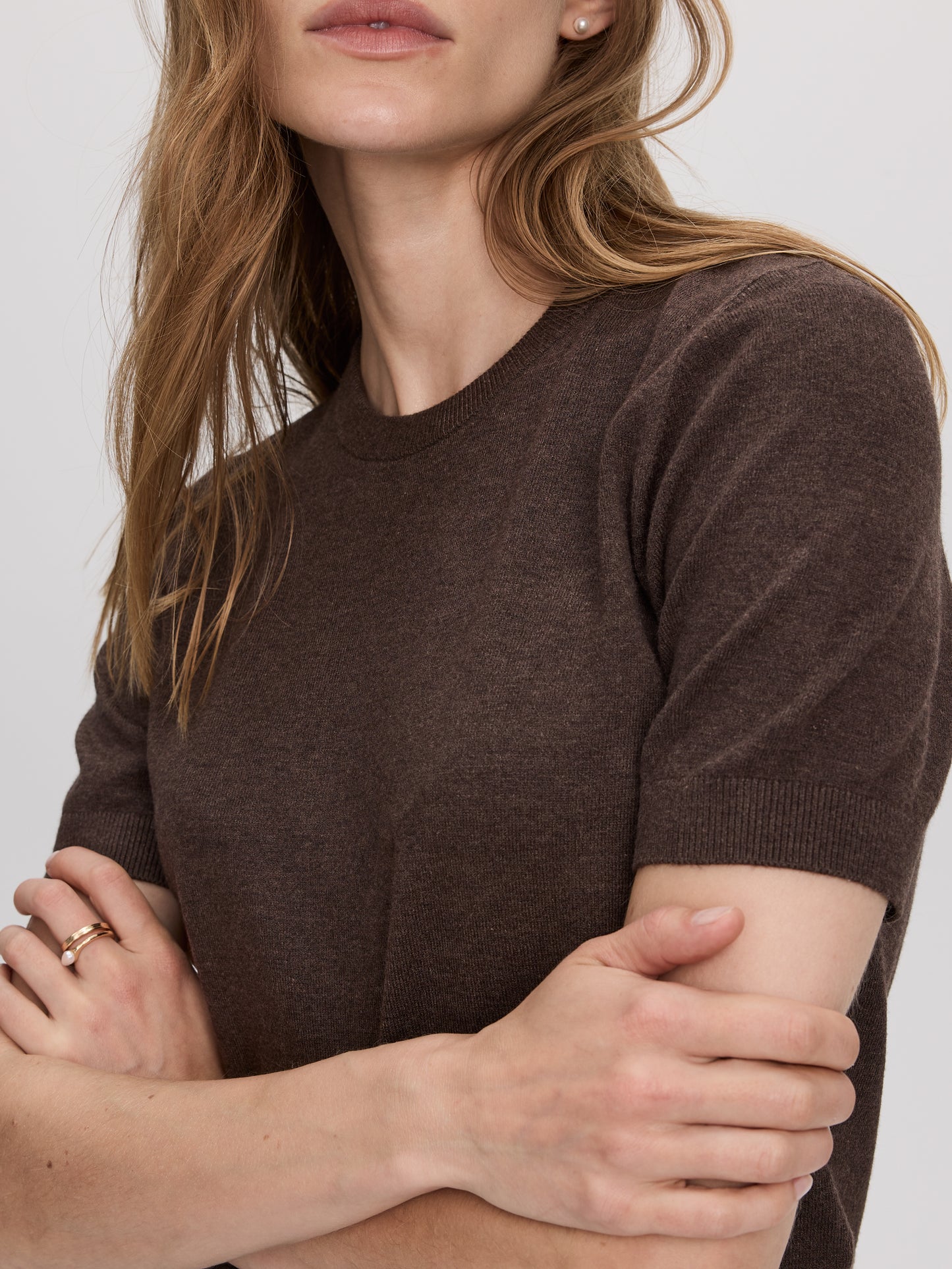 Short-Sleeve Crew-Neck Sweater - R Essentials