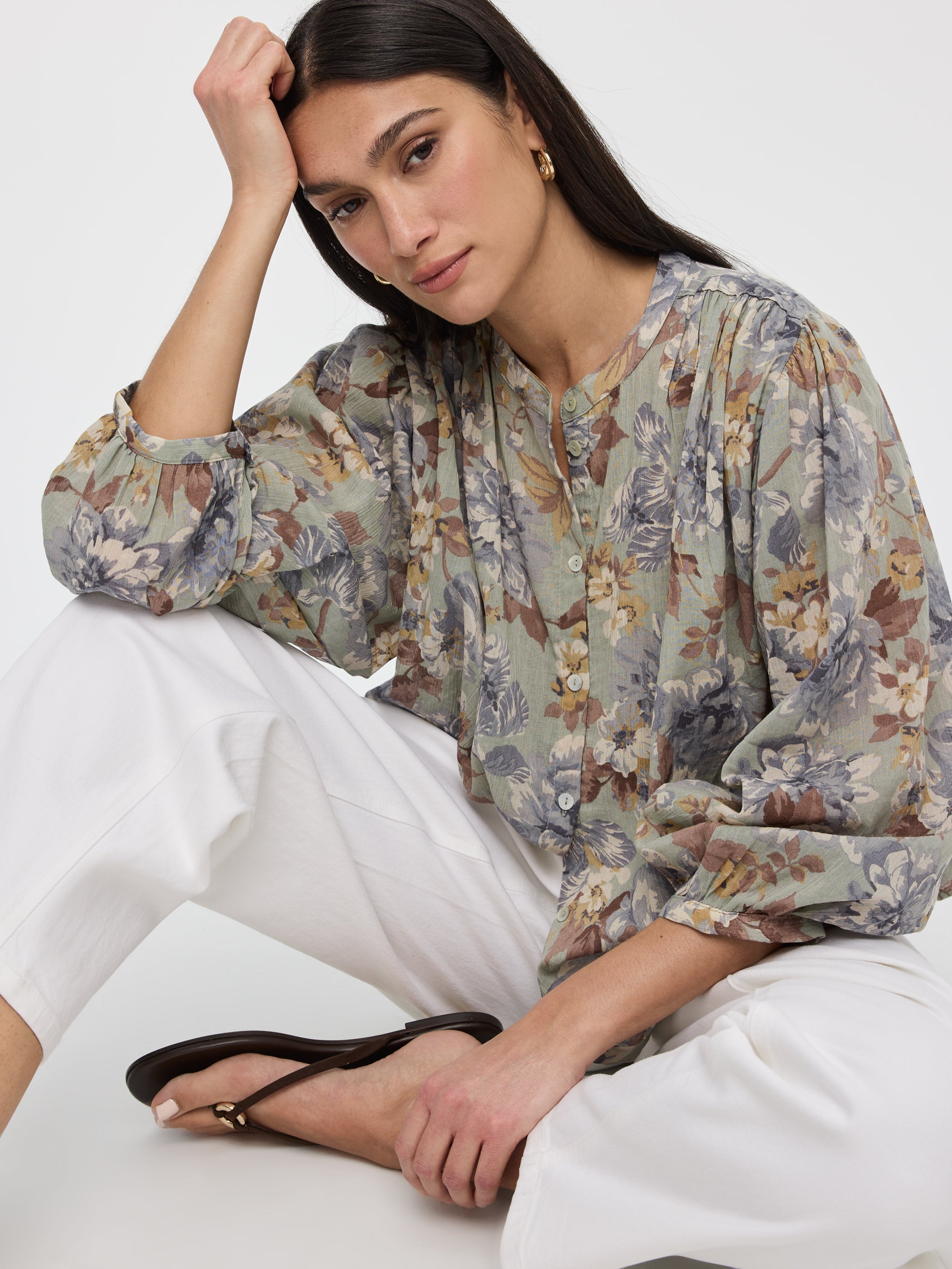 Blouse en gaze à boutonner à col rond