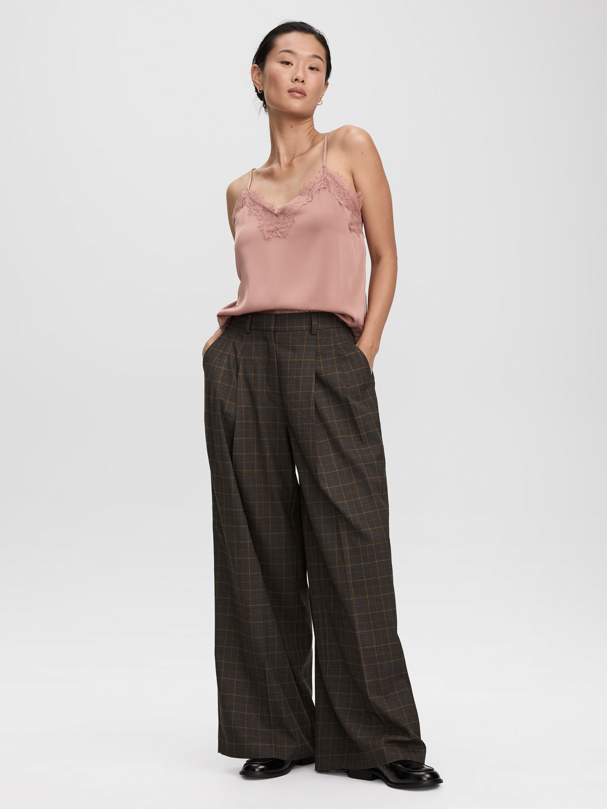 Pantalon carreauté à jambe large et taille haute - L’Intemporelle