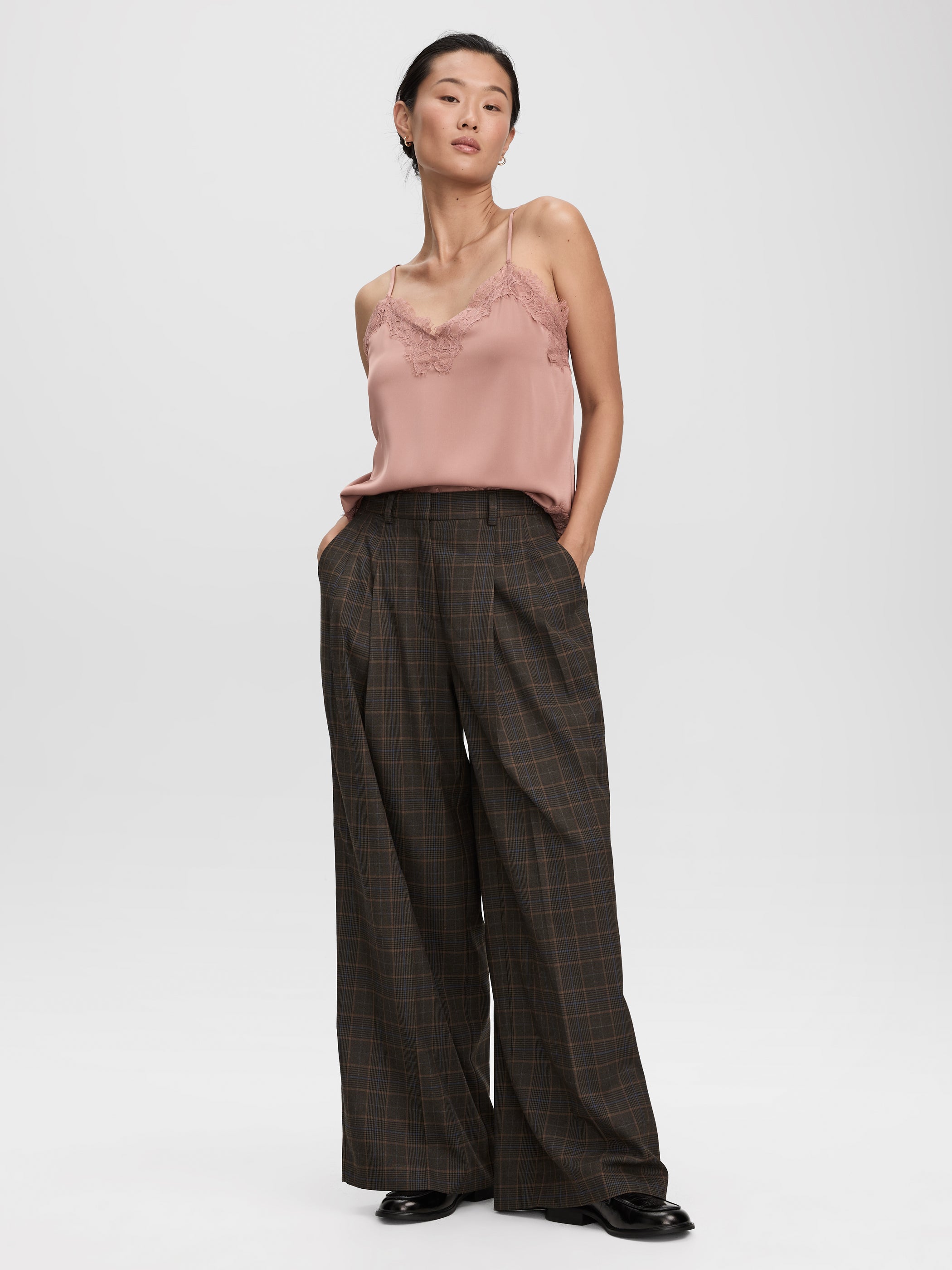 Plaid Wide-Leg High-Rise Pants - The Timeless