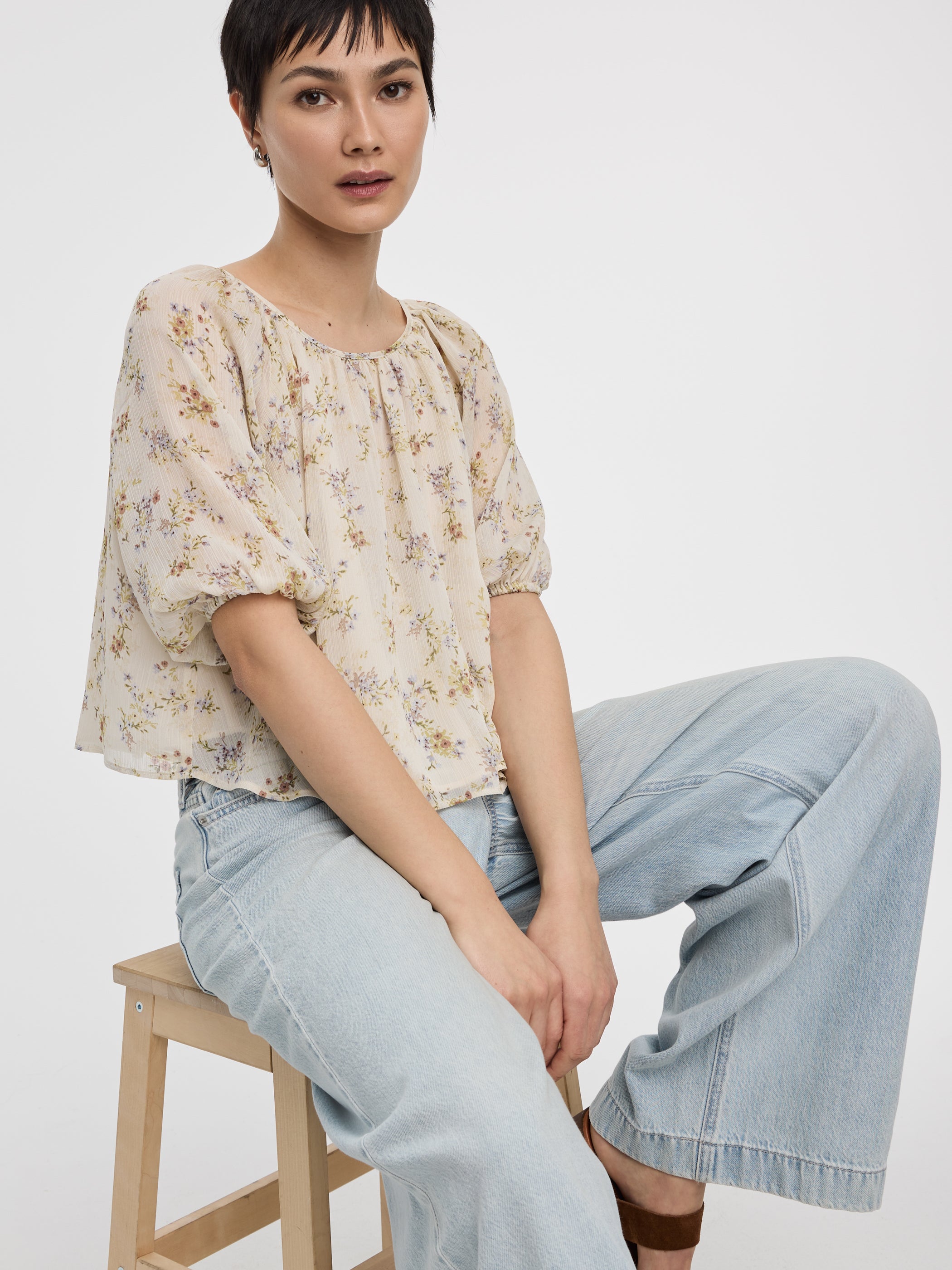 Blouse ample à manches raglan et col dégagé