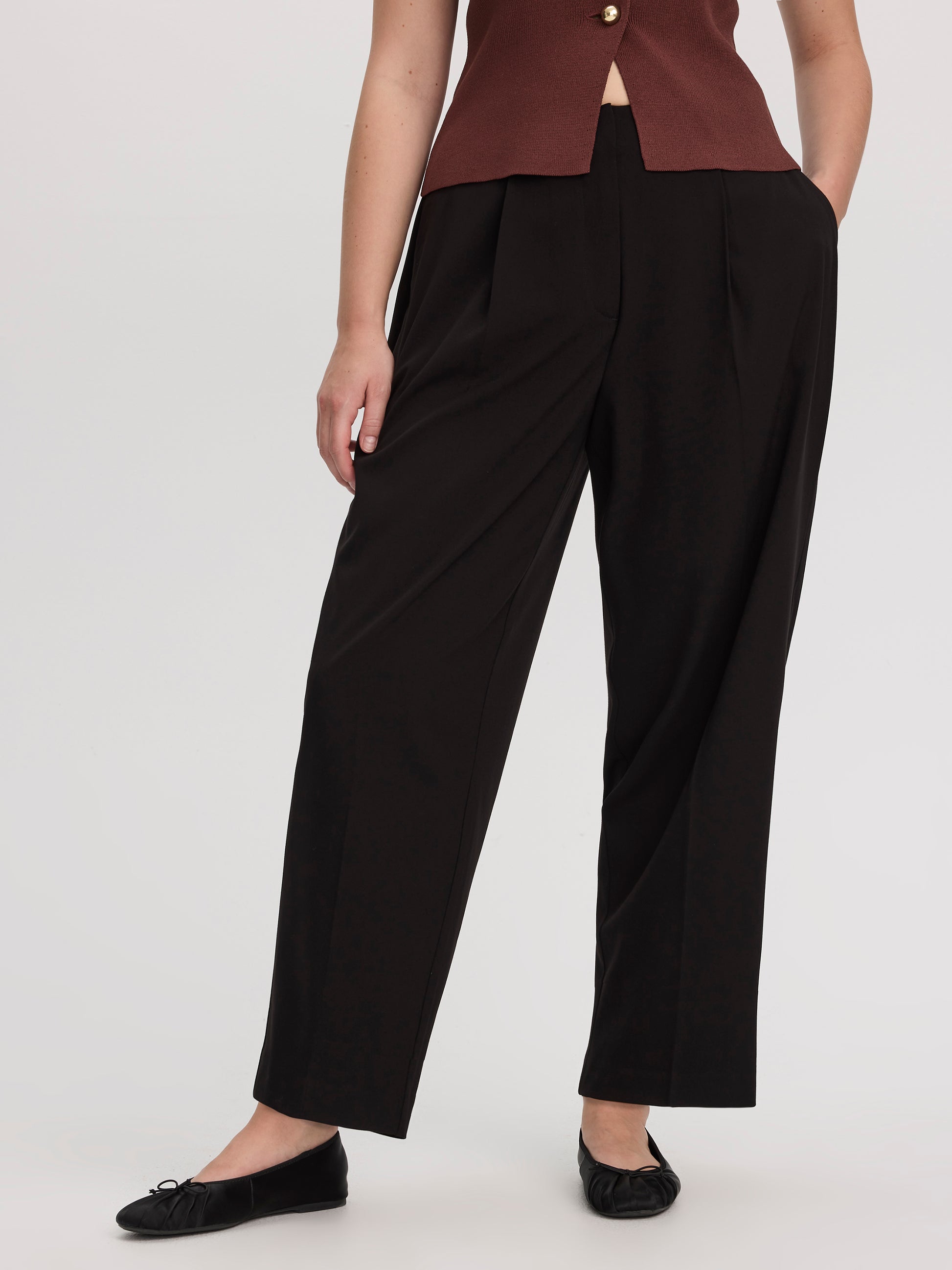 Mid-Rise Barrel Pants - The Timeless - Curvy Fit