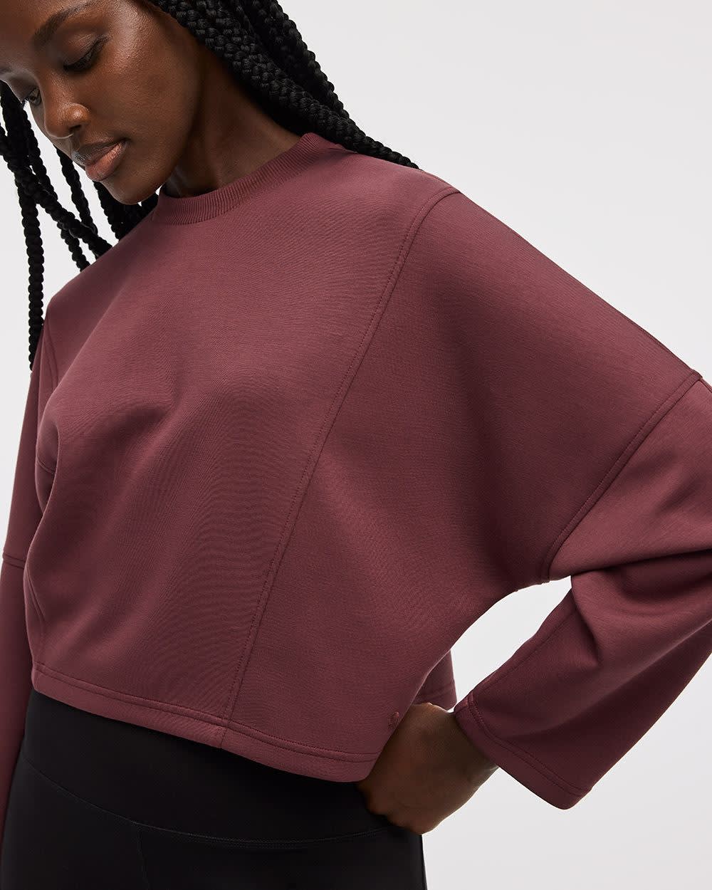 Cropped Long-Sleeve Crew-Neck Sweatshirt - Hyba
