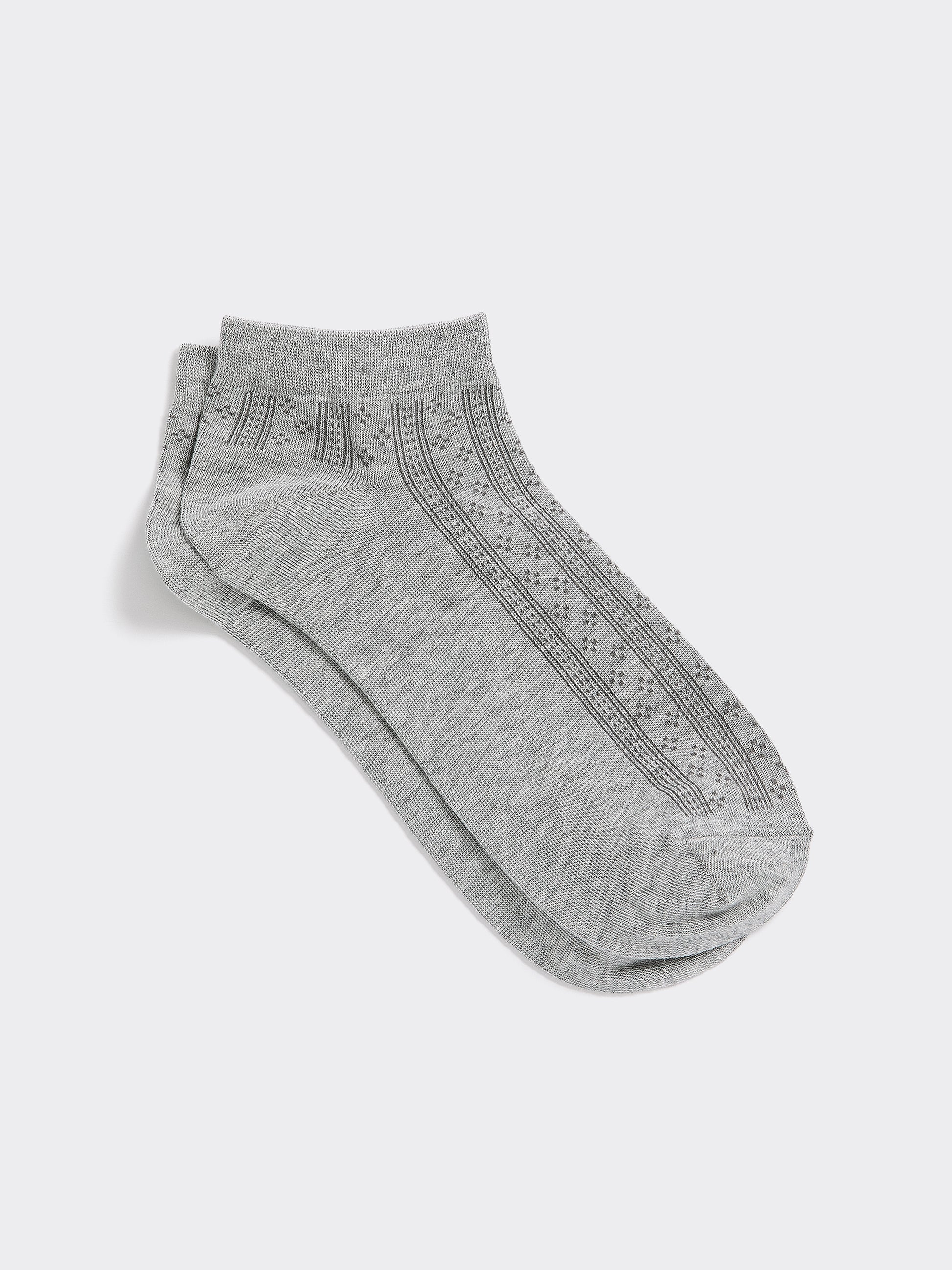 Anklet Socks with Pointelle Stitches