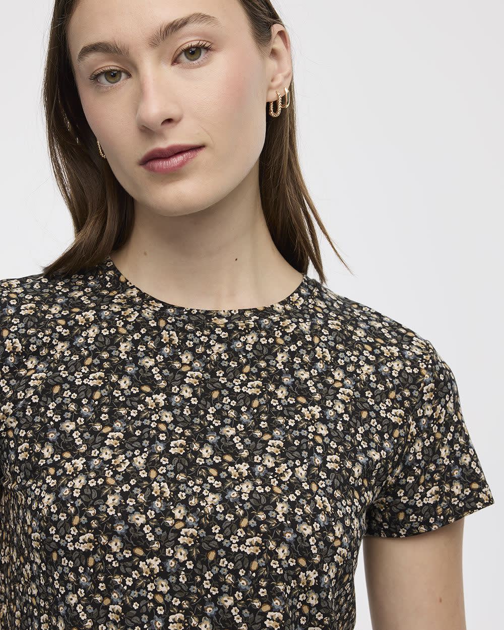 Short-Sleeve Crew-Neck Tee - R Essentials