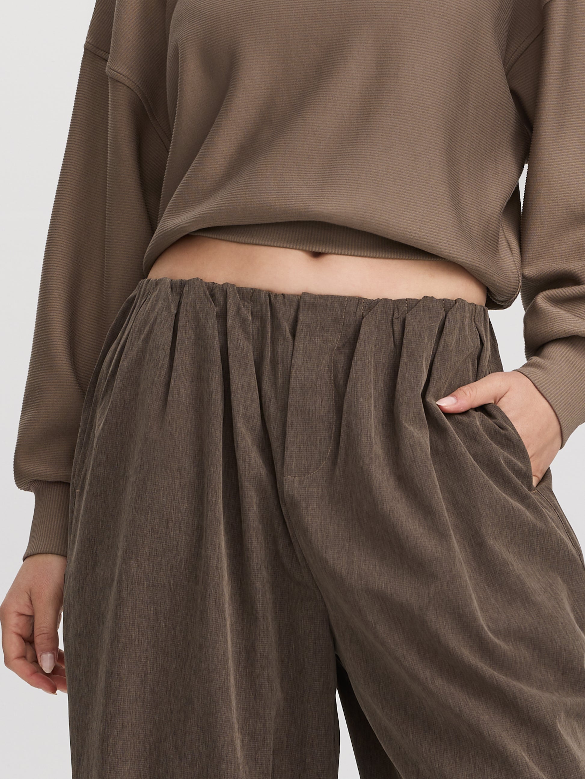Woven Jogger - Hyba