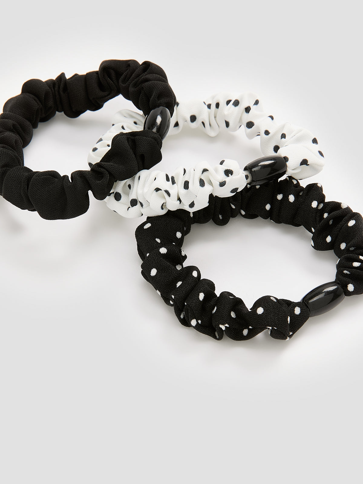 Dotted Scrunchies - Set of 3