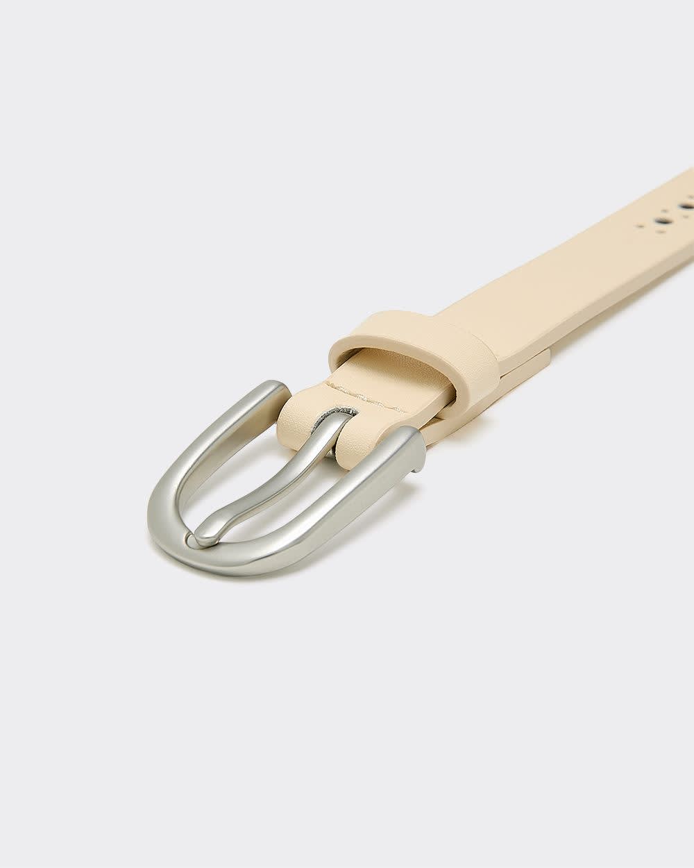 Ceinture en faux cuir découpée au laser