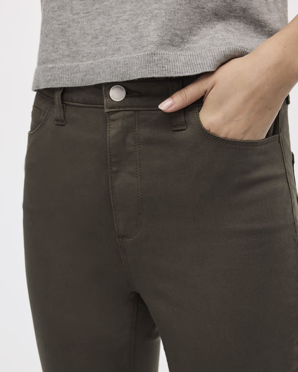 Skinny-Leg High-Rise Jean - The Signature (R)