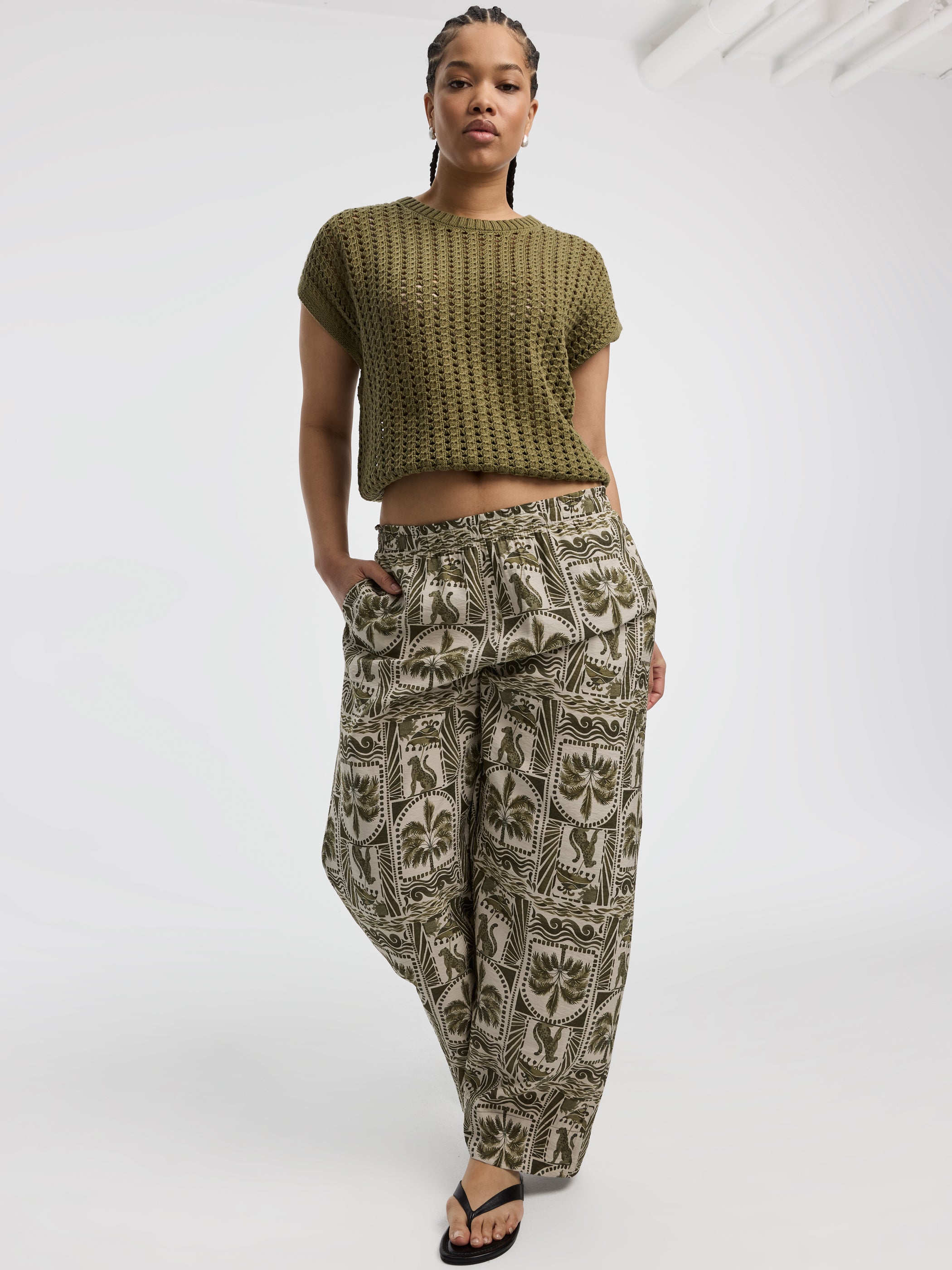 Wide-Leg High-Rise Pull-On Pant