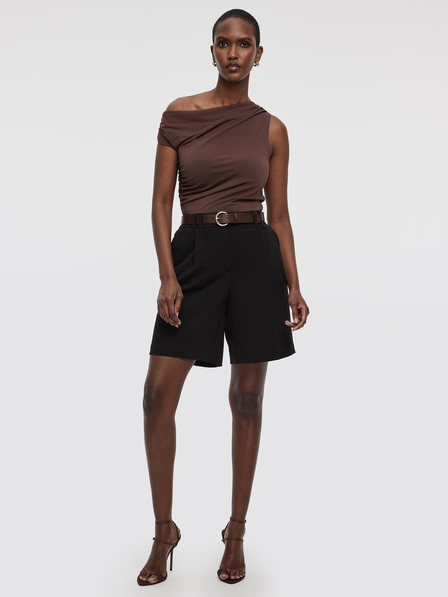 High-Rise Bermuda - The Timeless