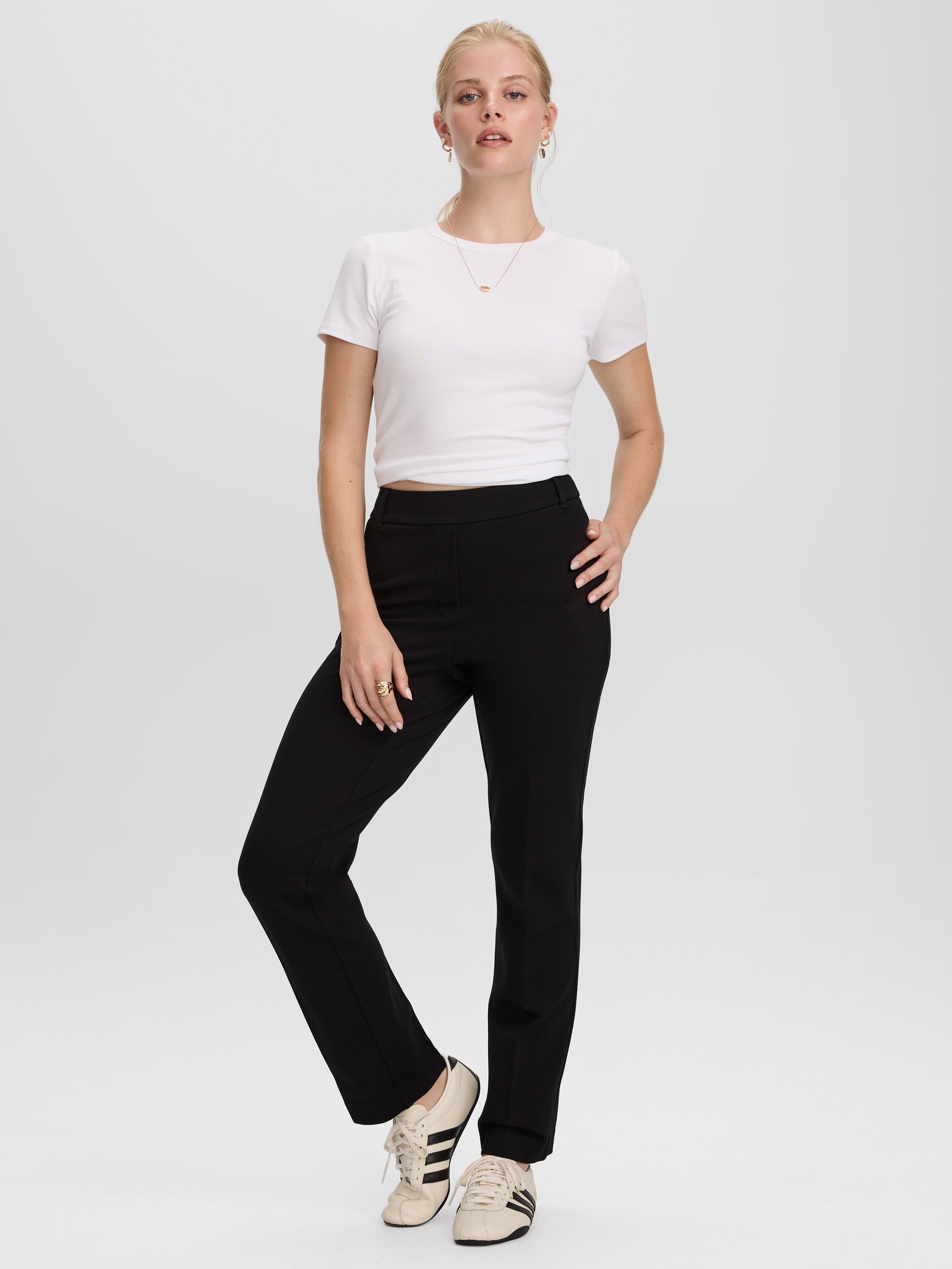 Pantalon à taille haute et jambe droite - Le Stretch Moderne (MD)