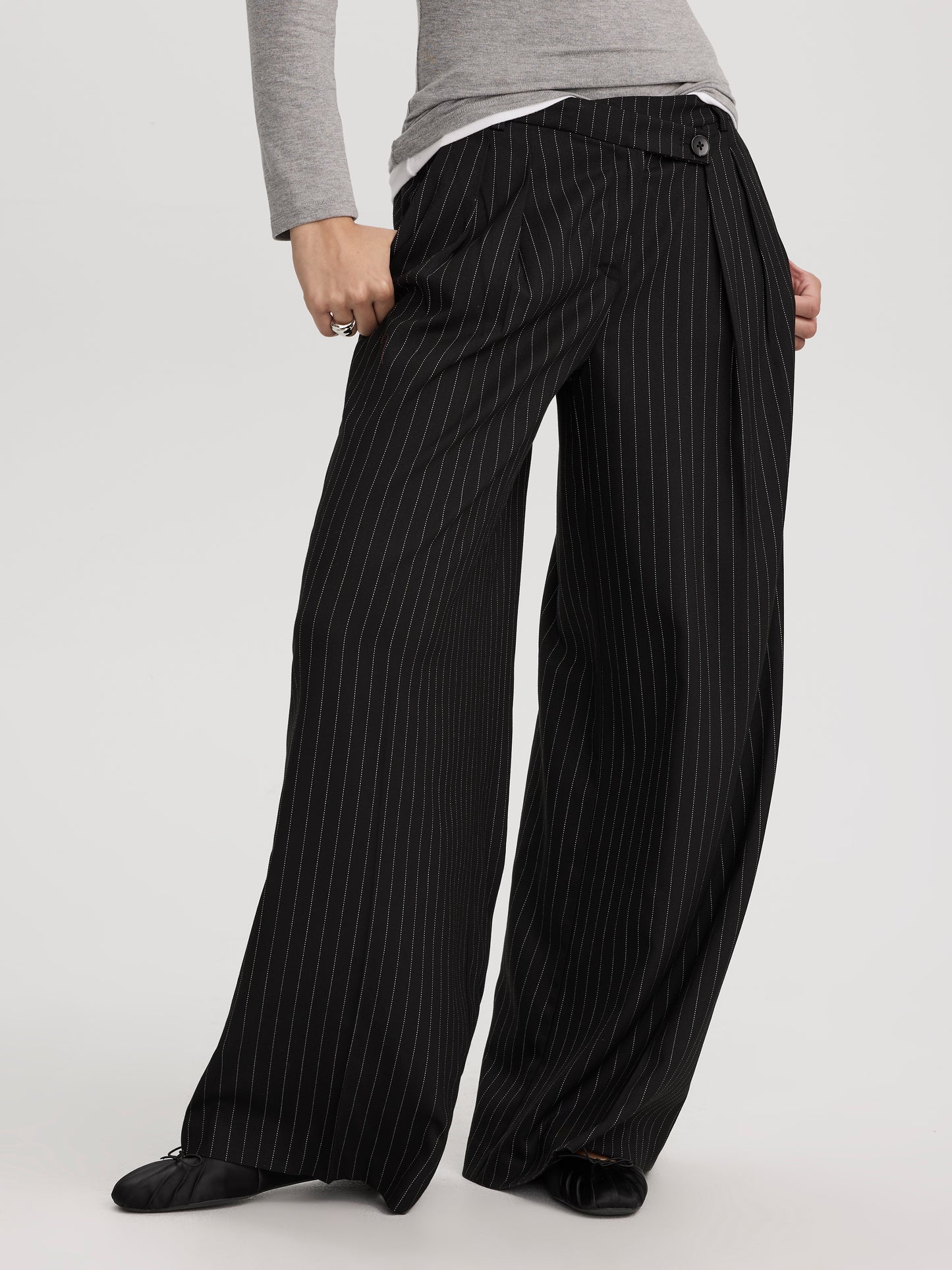Wide-Leg Mid-Rise Pants with Asymmetrical Waist - The Timeless