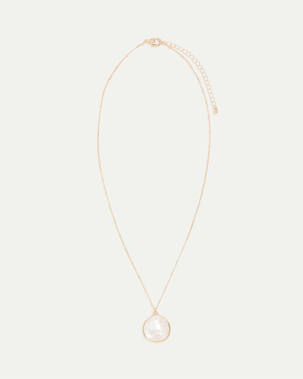 Long Necklace with Mother-of-Pearl Pendant
