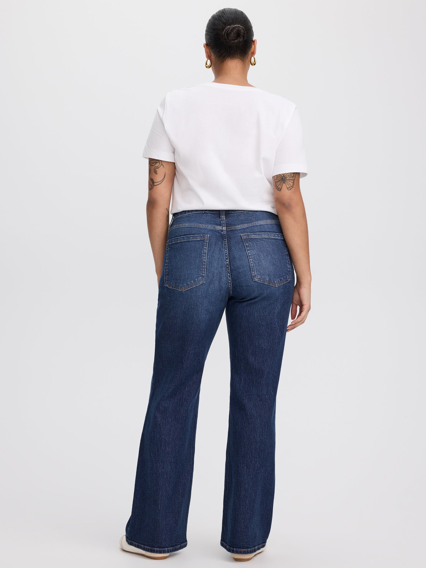 Flare-Leg Mid-Rise Jean - Curvy Fit