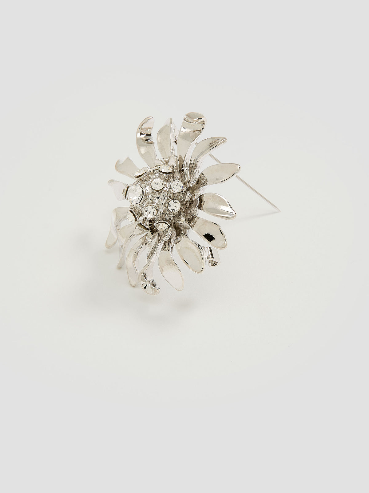 Marguerite Brooch