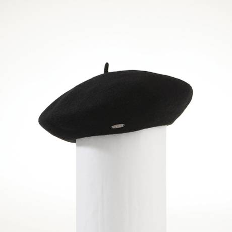 CANADIAN HAT - BILL - CLASSIC BERET HAT