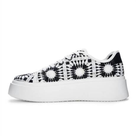 CHINESE LAUNDRY - Women's Recreation Croche Sneakers
