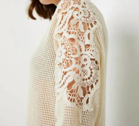 MOLLY BRACKEN - Emily Crochet Sweater