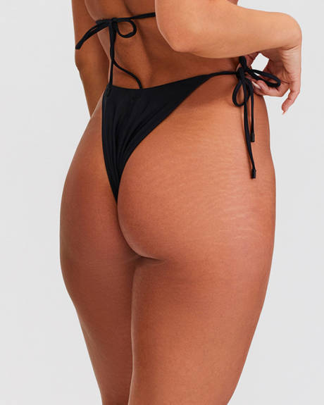 Le Triangle Bikini Bottom