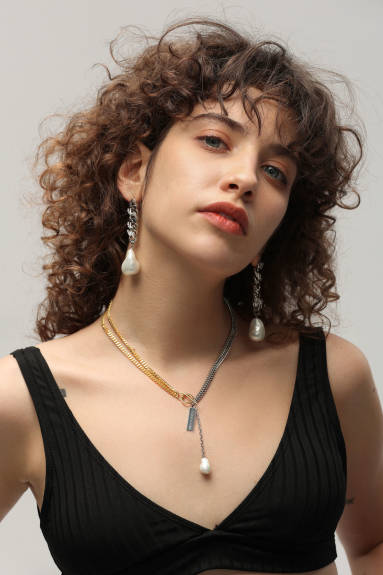 Classicharms-Two-tone Chain Baroque Pearl Necklace