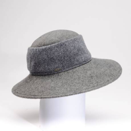 Canadian Hat 1918 - Andrée - Grande Cloche Avec Bandeau En Ormos