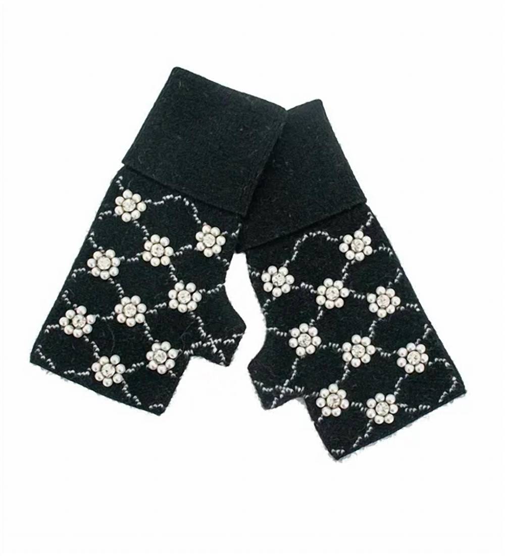 Mitchie's Matchings - Glim86 - Embellished Gloves W/ Pearls