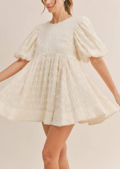 Mini-robe babydoll texturée à manches bouffantes