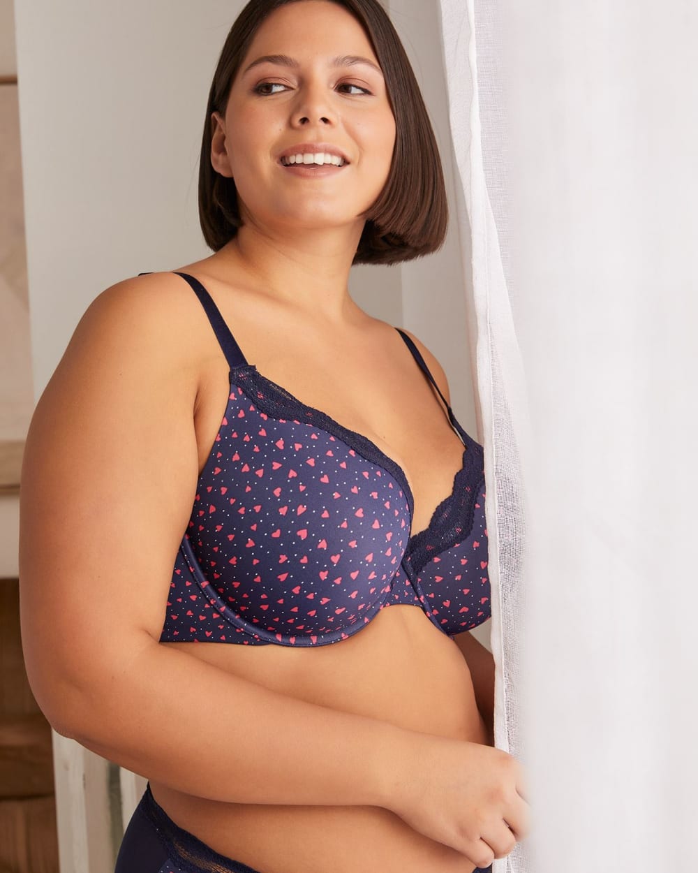 Microfiber and Lace Plunge Bra - Déesse Collection