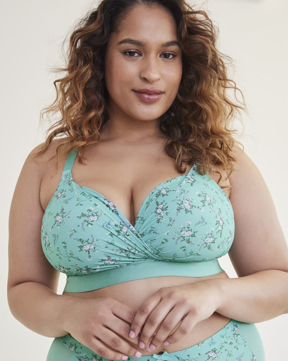 Padded Wireless Lounge Bra with Floral Print and Lace - Déesse