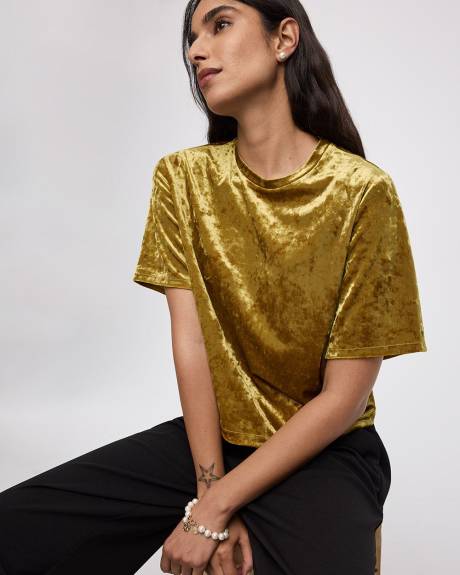 Short-Sleeve Crew-Neck Velvet Boxy Top