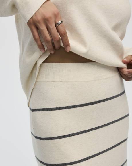 Fitted Knit Midi Skirt