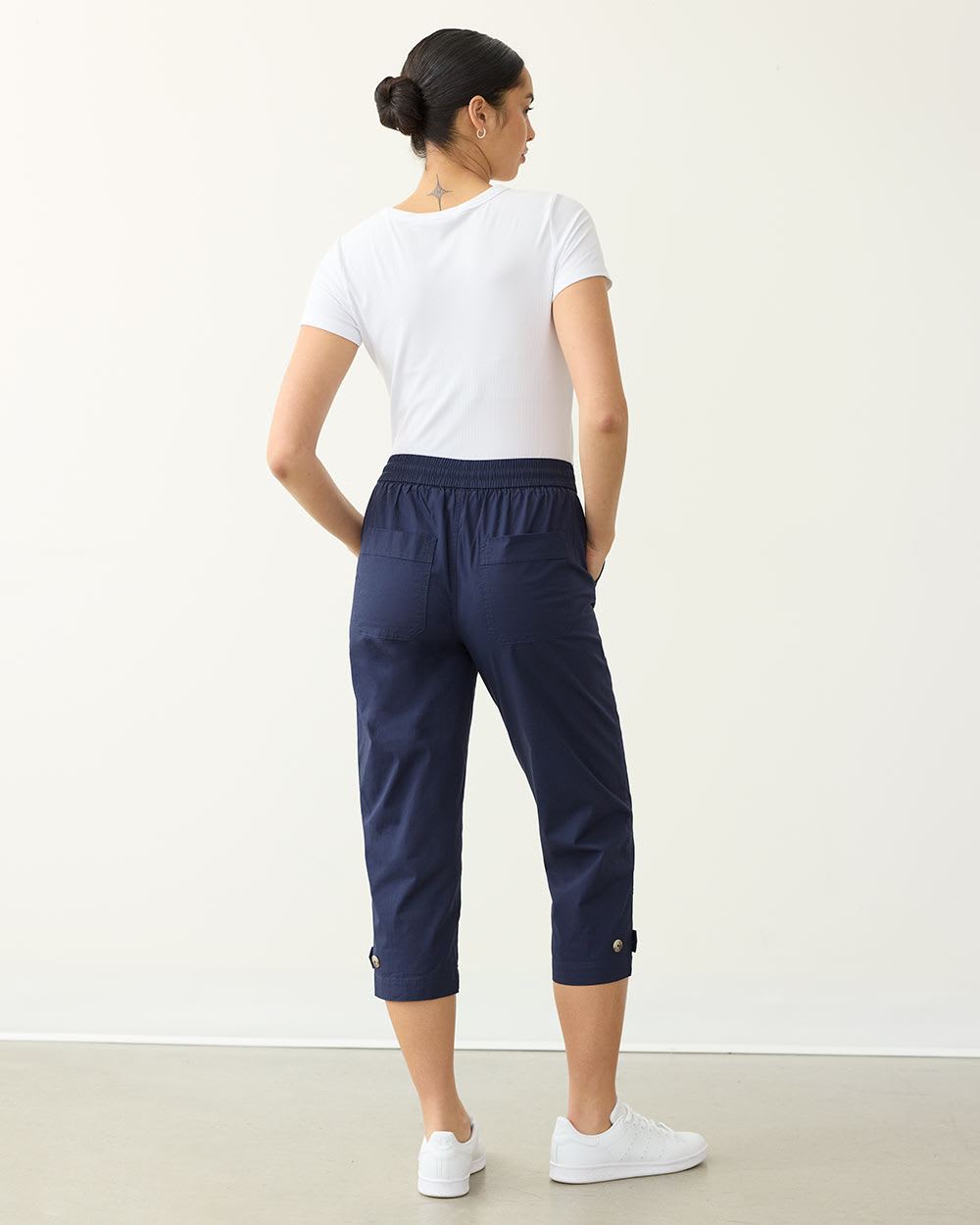 Reitmans, Pants & Jumpsuits, Reitmans Cotton Capri Pants Size 6