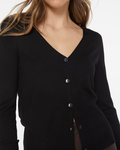 Long Sleeve Buttoned Front V-Neck Cardigan