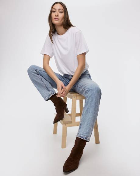 Straight-Leg Mid-Rise Jean - The Classic