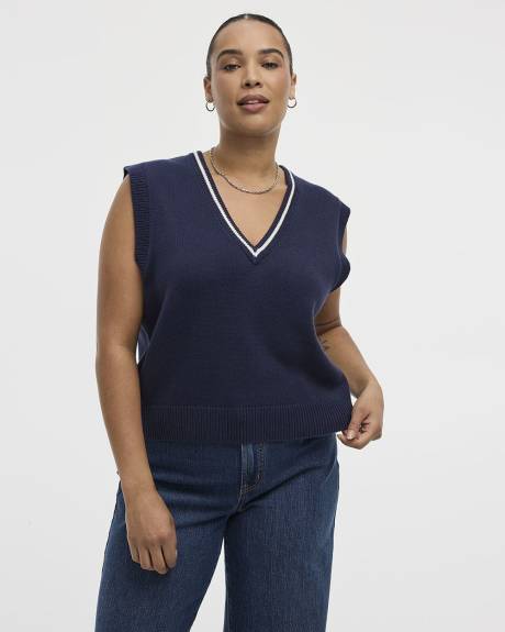 V-Neck Knit Vest