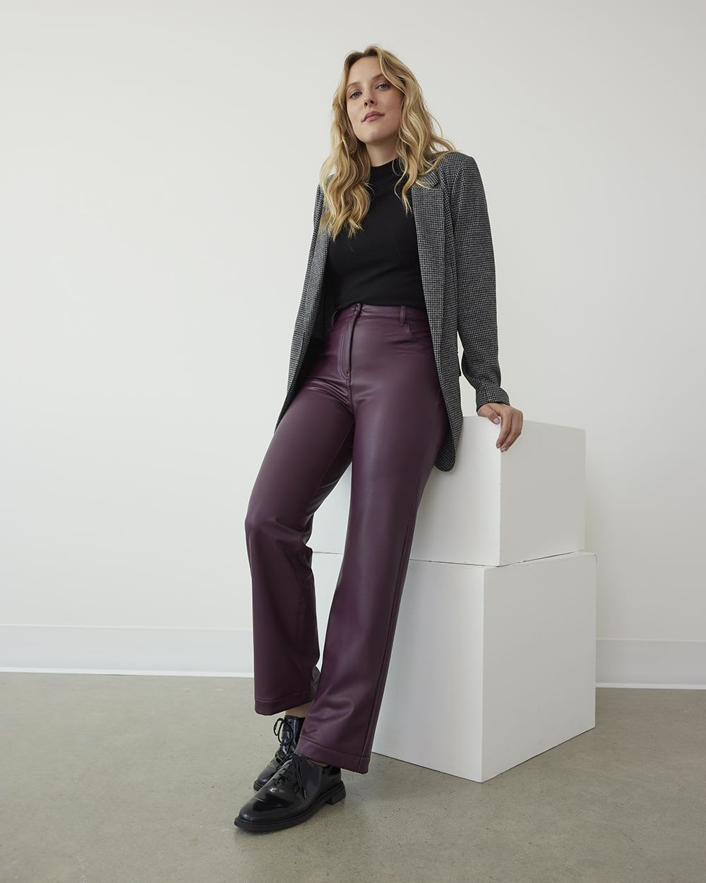Straight-Leg High-Rise Faux Leather Pants - Tall | Tall | Reitmans