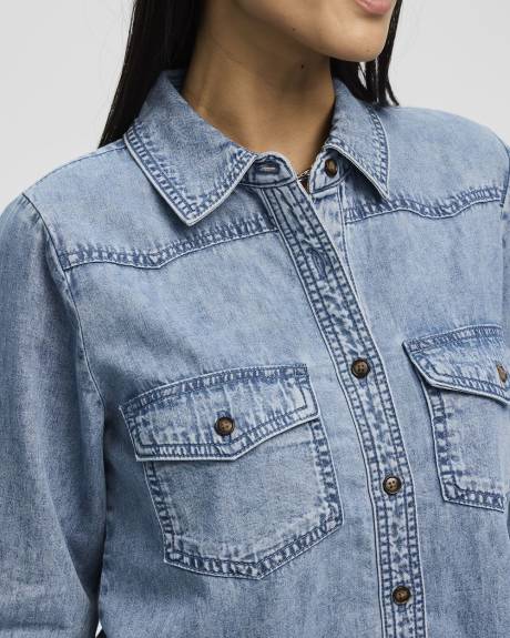 Chemise en denim &agrave; manches longues avec poches utilitaires