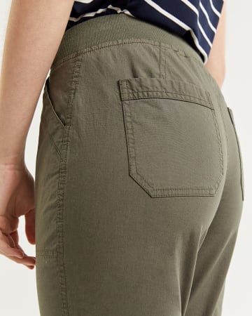 Capri Pants with Adjustable Hem