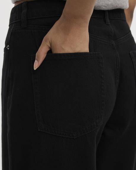 Jean à jambe large et taille haute - Coupe Courbes