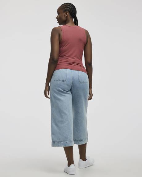 Camisole c&ocirc;tel&eacute;e &agrave; col d&eacute;gag&eacute;