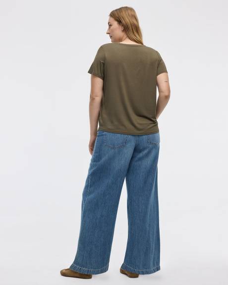 T-shirt à manches courtes et col V - R Essentials