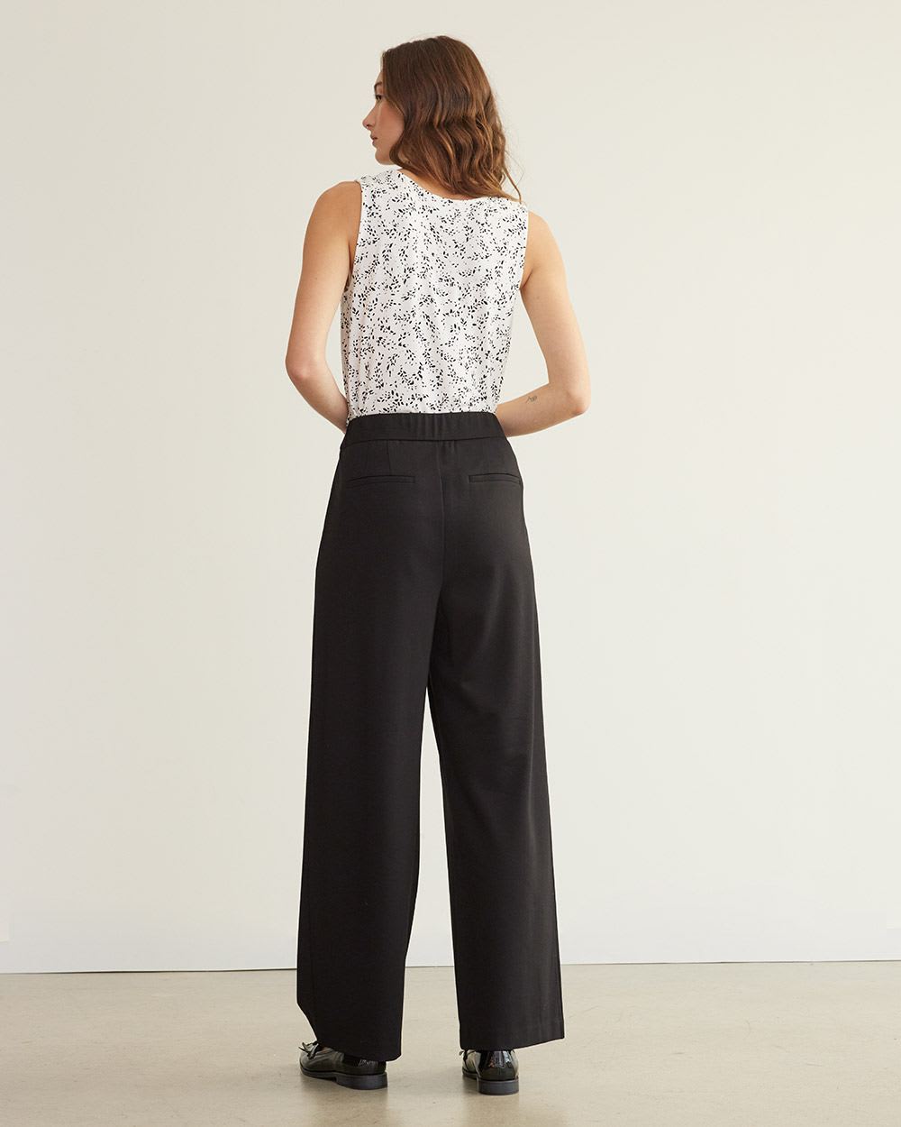 Pintuck stretch wide-leg pant, Contemporaine, Shop Women%u2019s Wide-Leg  Pants Online in Canada