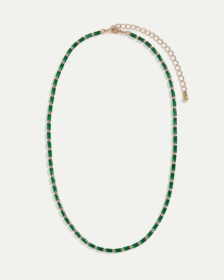 Short Necklace with Green Stones