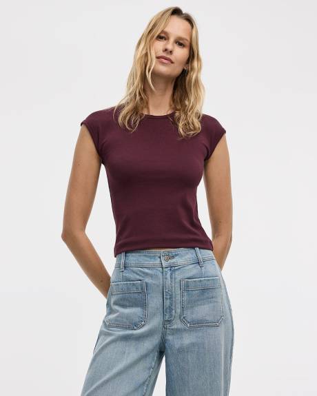 Extended-Sleeve Crew-Neck Ribbed Top