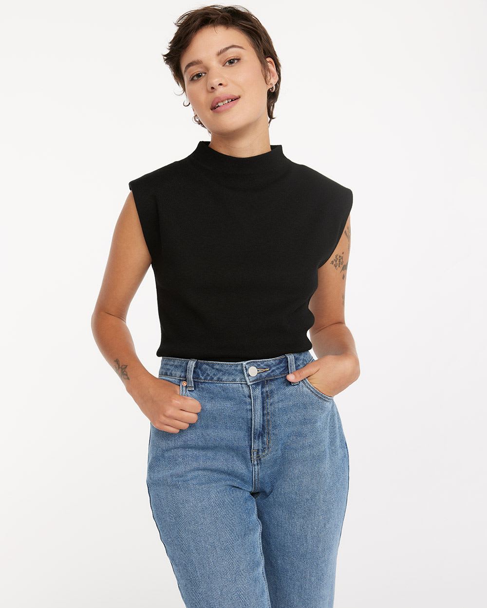 Extended Sleeves Knitted Top with Shoulder Pads