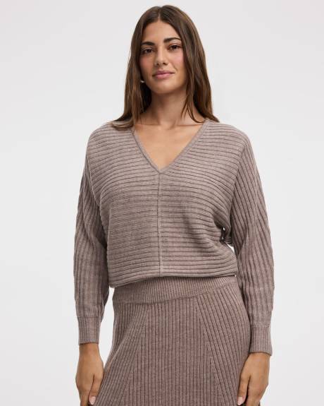 Long-Dolman-Sleeve V-Neck Ribbed Pullover